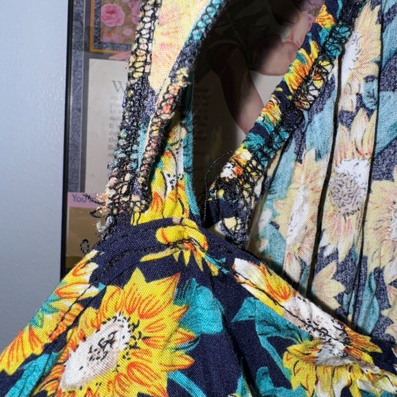 Sunflower Women's Large Romper - Picture 8 of 10